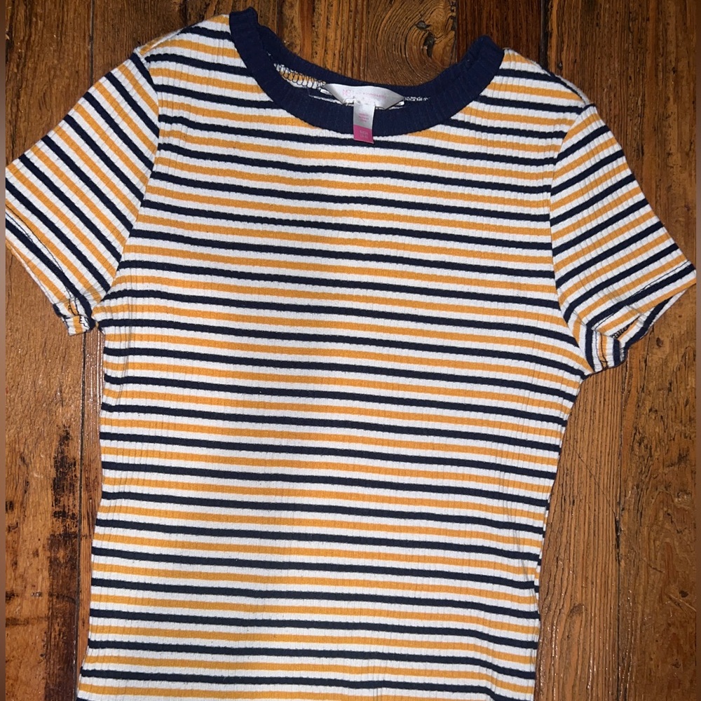 No Boundaries Women’s yellow-blue striped t-shirt (used